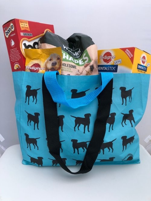 Long lasting, hard wearing shopping bag with multiple labradors design. WITH BOTH SHOULDER AND HAND STRAPS!!!!!