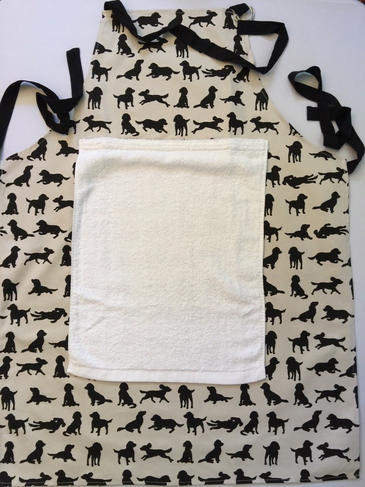 Spaniel Apron, with detachable towel